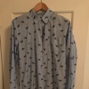 Gap blue patterned button down shirt.